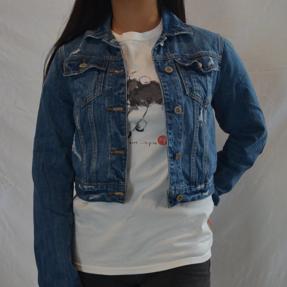 hollister distressed denim jacket